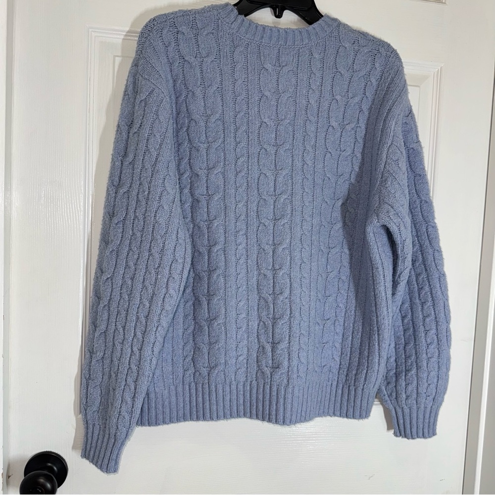 Hollister Blue Crew Neck Cable Knit Sweater - Picture 9 of 11